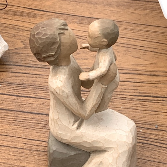 GRANDMOTHER WILLOW TREE FIGURINE